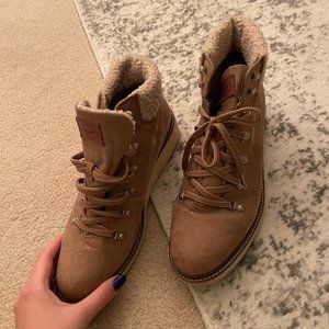 Dr. Scholl's Tan Ankle Boots with Faux Fur Lining